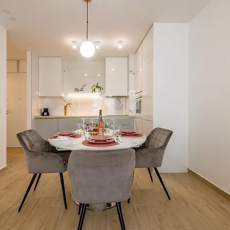 Designer With Garage And Balcony - * Zadar